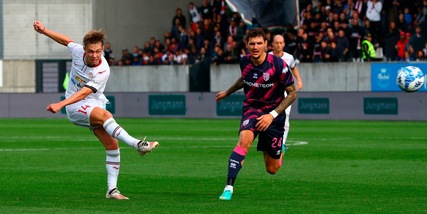 Magia Nicolussi Caviglia, il Sudtirol vola! Genoa e Frosinone in vetta, cinquina De Rossi