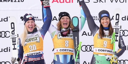 Sci: Elena Curtoni sul podio, è la Fab Four della Valanga Rosa