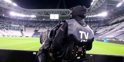 Diritti tv Champions League 2024-27 ancora a Sky e Amazon: tutte le novità