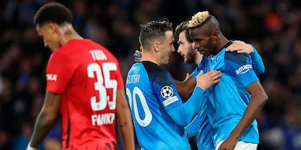 Napoli-Eintracht 3-0: Osimhen show, gol Zielinski, Spalletti ai quarti