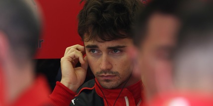 Leclerc: “Scambio con Hamilton? Amo la Ferrari e voglio vincere qui"