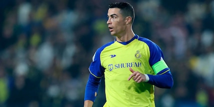 "Ronaldo al Real Madrid, la condizione di Perez: devi lasciare il calcio" "Ronaldo al Real Madrid, la condizione di Perez: devi lasciare il calcio"