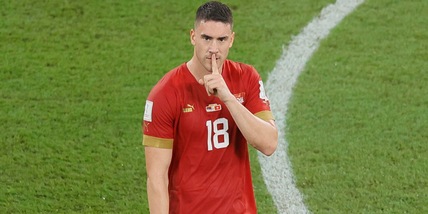 Vlahovic zingaro, la Serbia prende posizione: la foto a zittire i razzisti