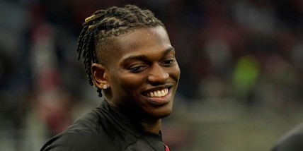 Leao e la carica social: l’infortunio, Mbappé al Milan e De Ketelaere