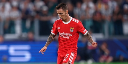 Juve, senti Grimaldo: "Rinnovo col Benfica? Decisione complicata"