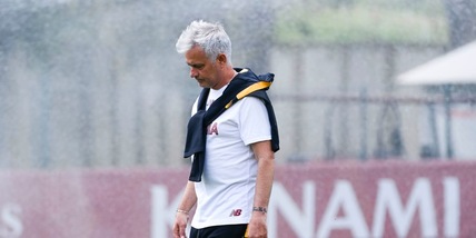 Roma, ansia Mourinho: gli agenti a Trigoria e i dubbi sul futuro