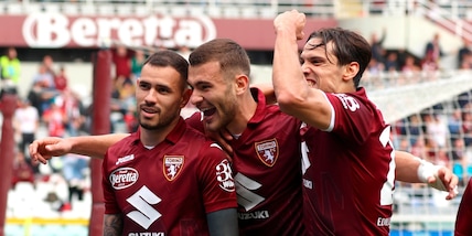 Torino, in casa non c'è gioia: Jovic e poi Sanabria, pari con la Fiorentina