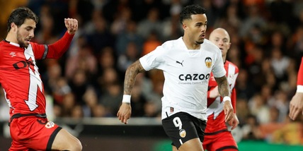 Valencia, ladri in casa Kluivert: aggressione e furto alla compagna