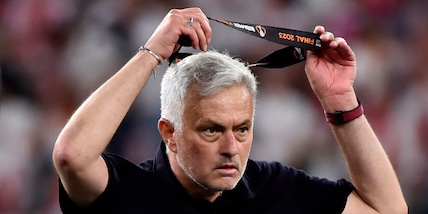 "Mourinho orribile", in Inghilterra bufera sul tecnico dopo Siviglia-Roma