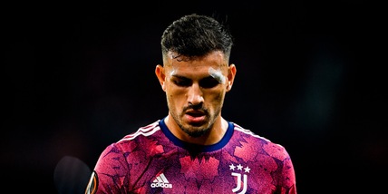 Paredes dà l'addio alla Juventus: “Fa male, sarete sempre con me”