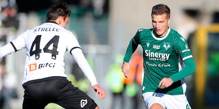 Spezia-Verona: sarà Orsato l'arbitro dello spareggio salvezza