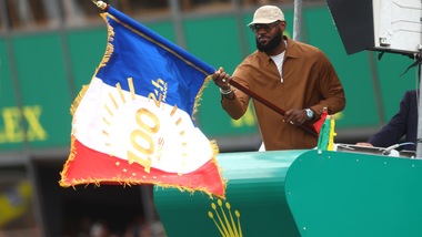 LeBron James fa partire la 100esima Le Mans