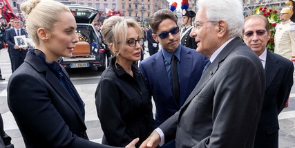 Funerali Berlusconi, tutti i volti noti presenti al funerale di Stato FOTO