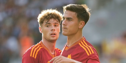 Dybala segna su punizione in Tolosa-Roma, poi sostituito: cosa è successo