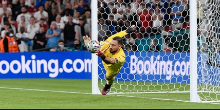 Donnarumma, Cannavaro in tackle: "Ci ha fatto vincere l'Europeo"