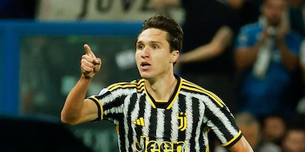 Chiesa, gesto alla panchina Juve dopo gol: la dedica è per il compagno