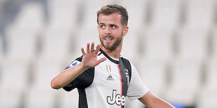 Pjanic svela il suo allenatore preferito: “Insieme abbiamo vinto tanto”