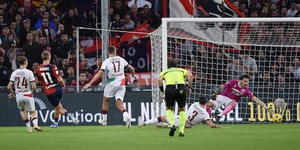 Gudmundsson entra e stende la Reggiana: il Genoa sfida Sarri agli ottavi