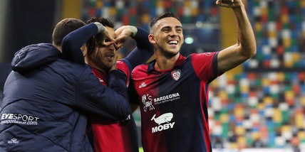 Cagliari, altra vittoria in extremis: festa in casa dell'Udinese