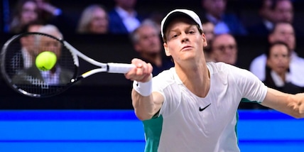 Sinner enorme, Parigi è uno scandalo: vince di notte e ora rigioca subito!