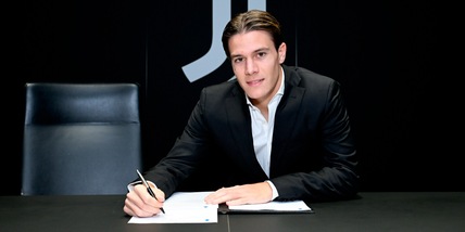 Fagioli rinnova, Calhanoglu si congratula sui social: "Ti voglio bene"