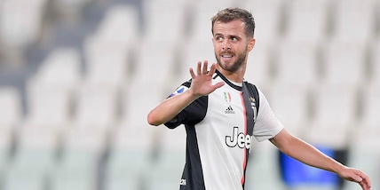 Pjanic, voglia di Juve: spunta anche l'indizio sui social