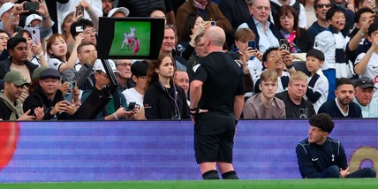 Premier, problemi con il Var: arbitri a lezione dai... piloti d'aereo