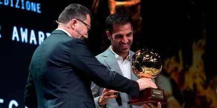 Fabregas, la vecchia e la nuova carriera: riparte dalle partite a mezzanotte