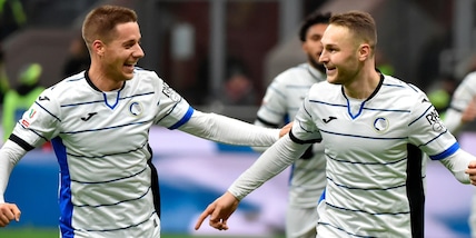 Koopmeiners butta il Milan fuori dalla Coppa Italia: doppietta e rimonta a San Siro