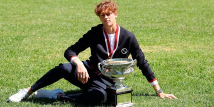 Sinner: “Il mio modello è Federer. I 10 titoli di Djokovic? Non ci penso”