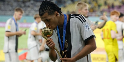 Il nuovo fenomeno della Germania tratta con la Juventus: "Il padre è in Italia"