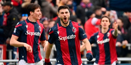 Orsolini trascina un Bologna travolgente: Lecce ko. Pari tra Monza e Verona