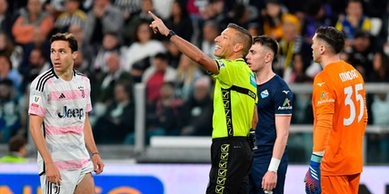 Vecino scalcia Cambiaso, rigore per la Juve. Poi il Var richiama Massa: tolto