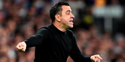 Xavi e la decisione di rimanere al Barcellona. Dal club: "Non c'erano dubbi"