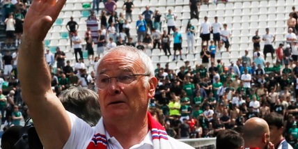 Ranieri lascia dopo l'ultima impresa: il Cagliari è il suo ultimo club