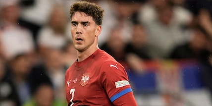 Chi accanto a Vlahovic: Juve, l’intreccio mercato con il Borussia Dortmund