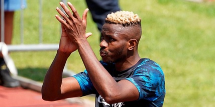 Osimhen, ciao Napoli: c’è l’intesa con il Psg. Conte ha già il sostituto