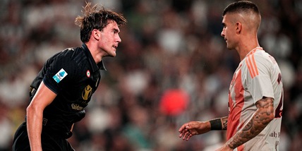 Tra errori e esordi, De Rossi frena Motta: la Juve non scappa, 0-0 con la Roma