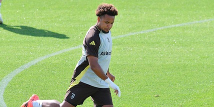 McKennie, l'immagine dell'allenamento svela l'infortunio: cosa è successo