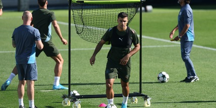 Guardiola palleggia, Rodri si scalda: City-Inter, una sfida da...finale