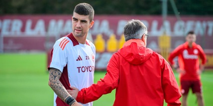 Roma, confronto giocatori-tifosi. Mancini: “Fidatevi di noi", Soulé: "La colpa è nostra"