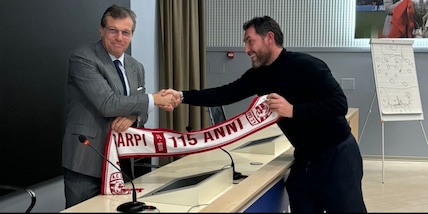 Giuntoli in cattedra, lezione ai futuri ds e siparietto con... Motta!