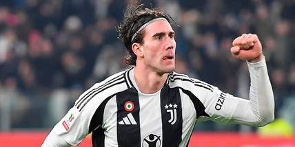 Vlahovic-tifosi, pace fatta: la risposta allo striscione dopo il gol