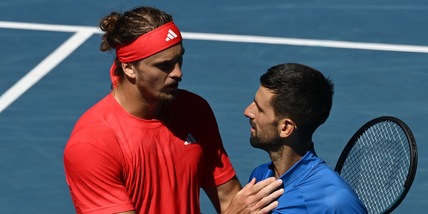 Djokovic, colpo di scena agli Australian Open: ritiro e Zverev in finale