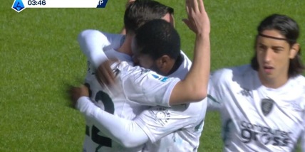 De Sciglio, gol alla Juve dopo pochi minuti: non esulta e chiede scusa