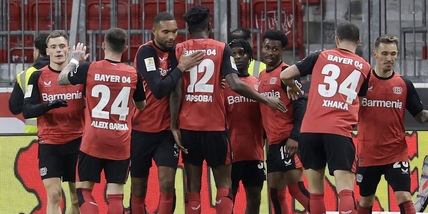 Il Leverkusen risponde al Bayern: tris all'Hoffenheim, Grimaldo espulso