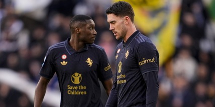 Kolo Muani e Vlahovic, altro che rivali: il gesto dopo il gol Juve