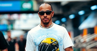 Hamilton in Ferrari, non dimentica la Mercedes: regalo da sogno ai dipendenti