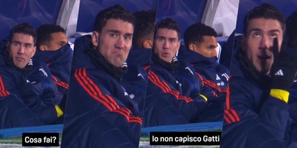 Vlahovic si lamenta in panchina e critica Gatti: il labiale in Como-Juve non sfugge