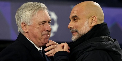 Ancelotti lancia il Real: "Oggi inizia la stagione!". E sullo striscione su Vinicius...